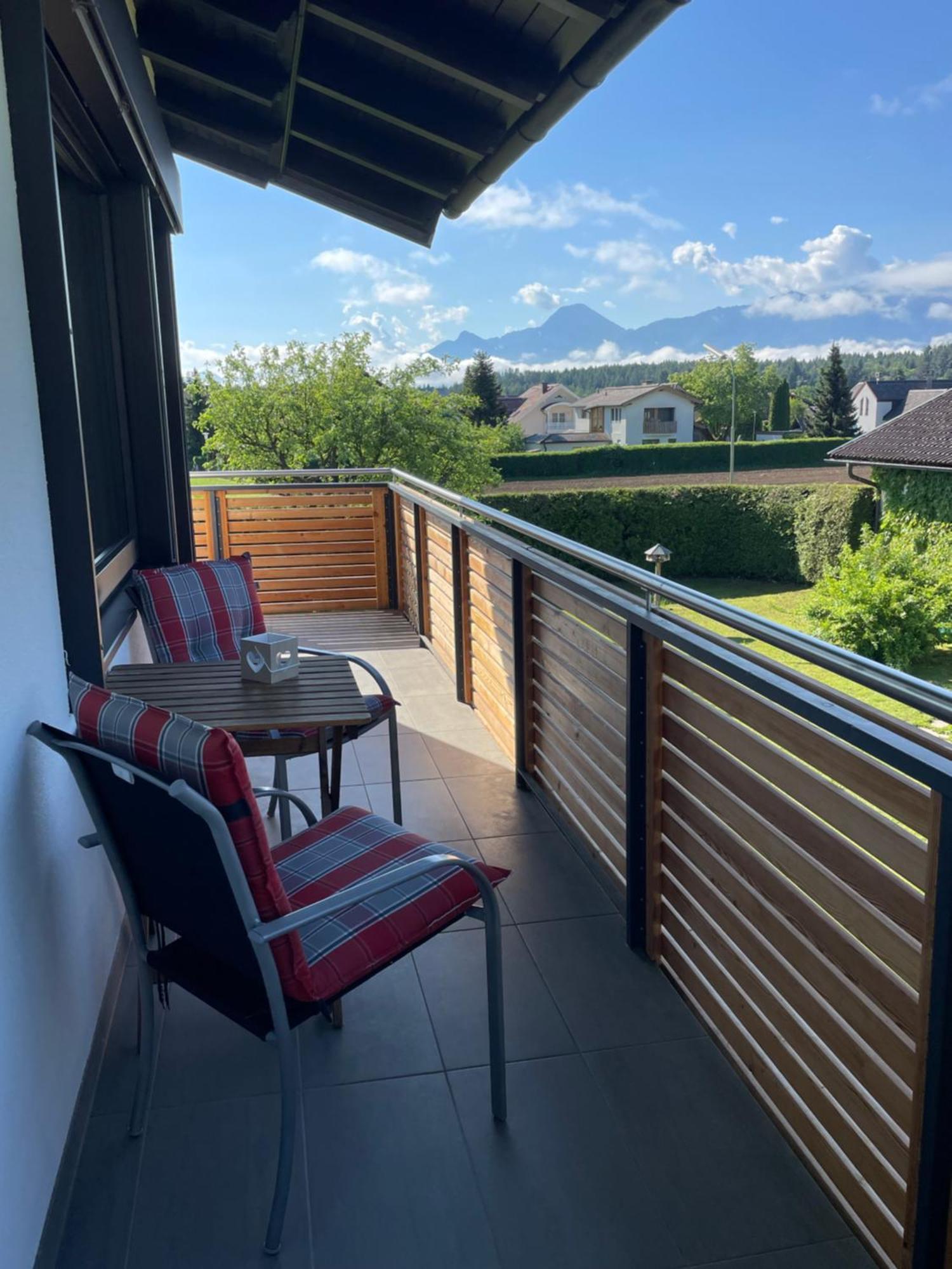 Apartamento Haus Bergblick Villach Exterior foto